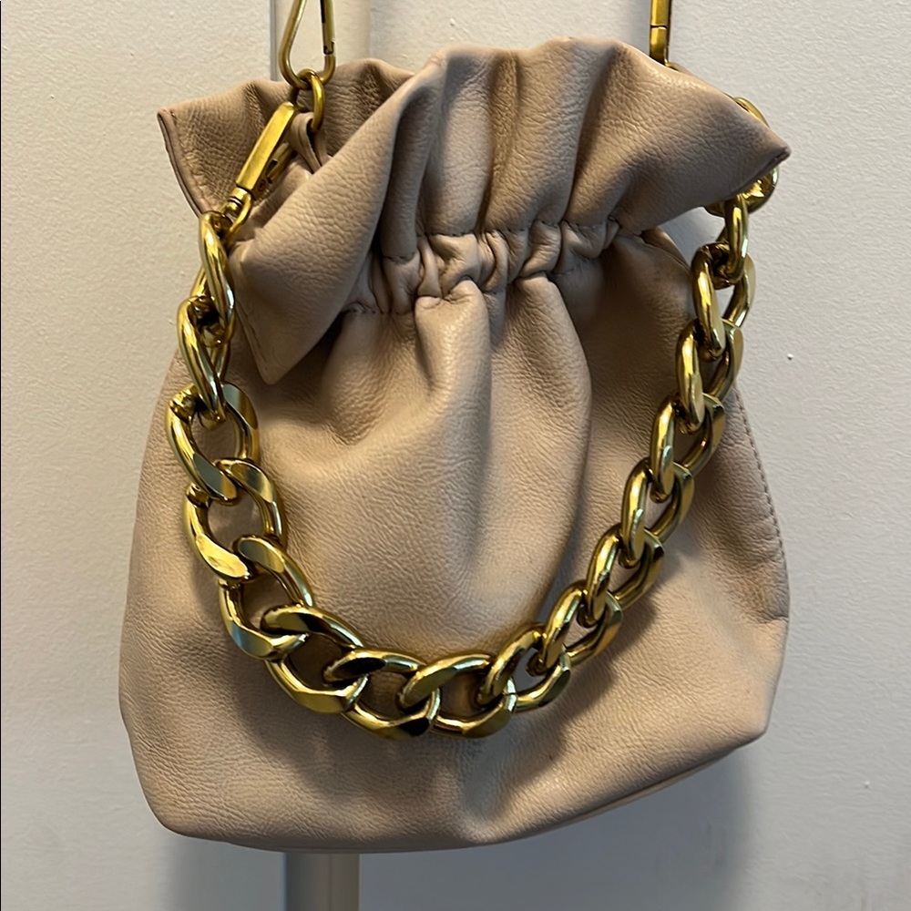 Street Level Tan Shoulder Bag with Gold Chain and Ruched Texture